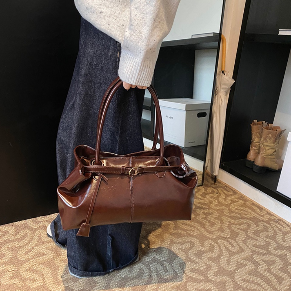 Winter Oil PU Leather Hobo Han - Leather Work Handbags recension och pris
