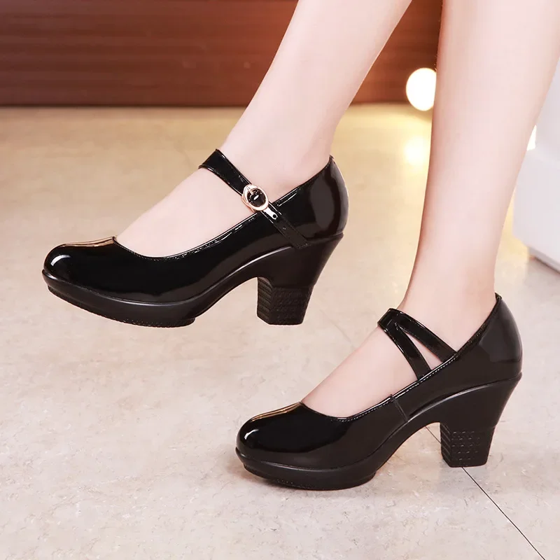 Small Size 32-43 Medium Block  - Leather Work Women Shoes recension och pris